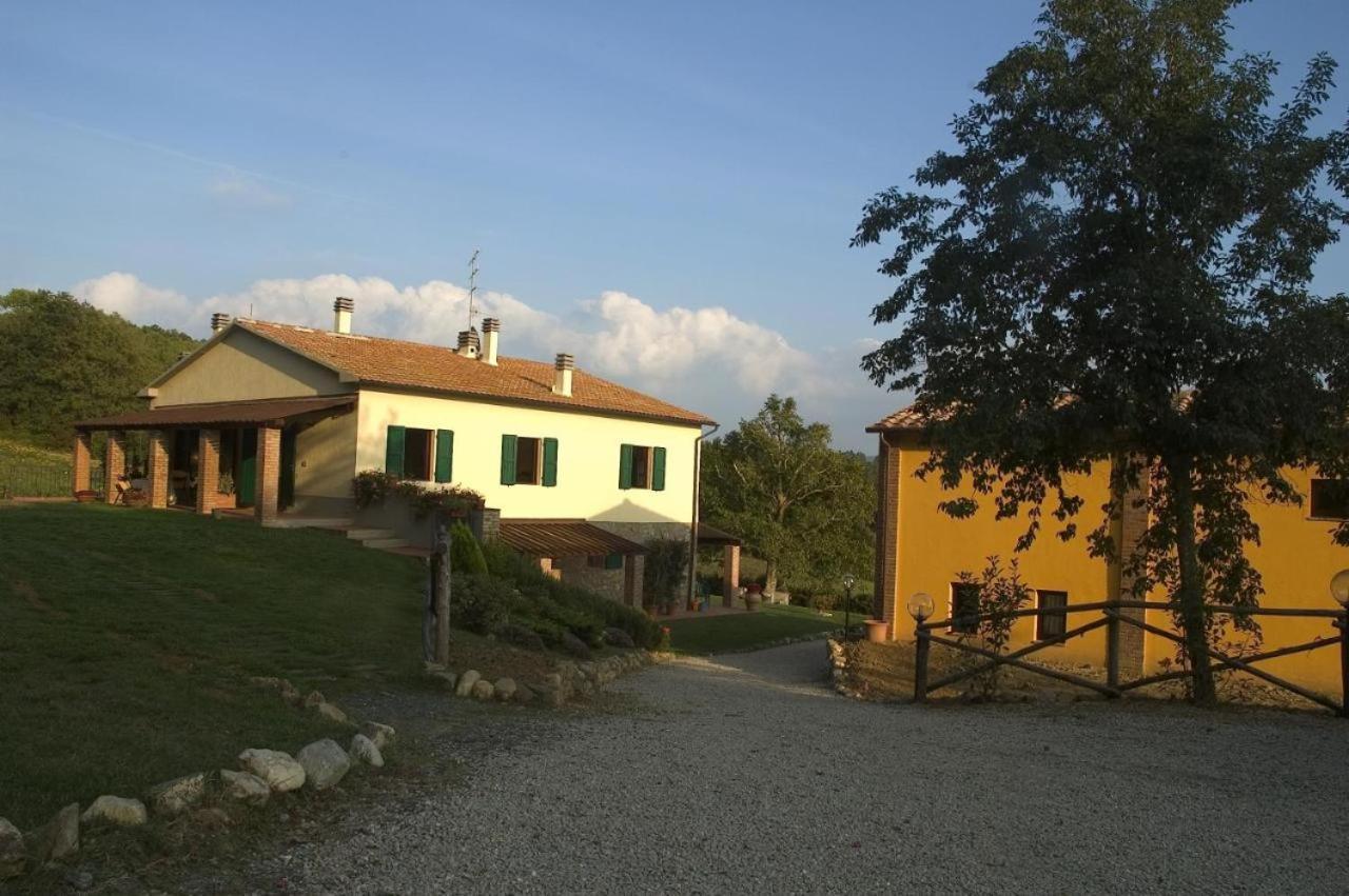 Agriturismo La Burraia Vicino A San Gimignano غامباسي تيرمي المظهر الخارجي الصورة
