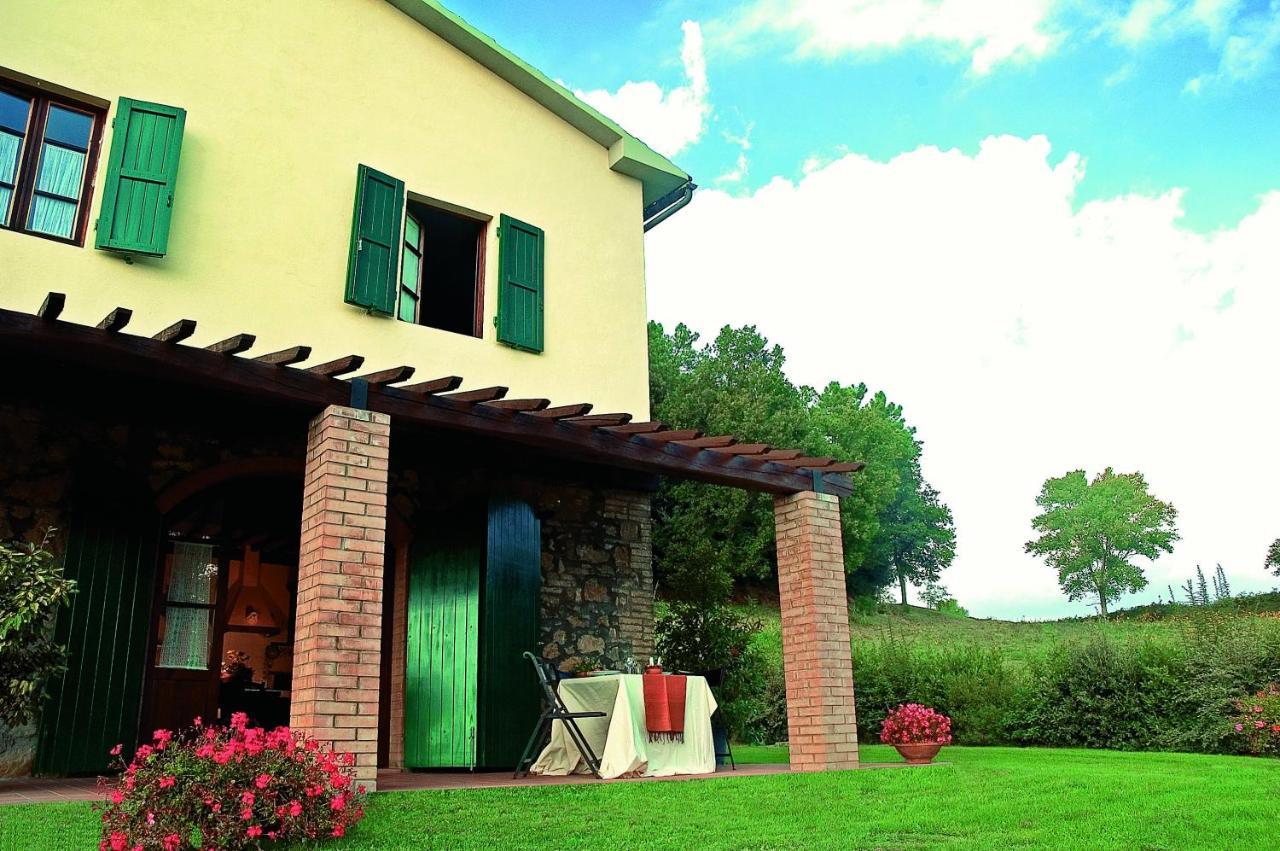 Agriturismo La Burraia Vicino A San Gimignano غامباسي تيرمي المظهر الخارجي الصورة