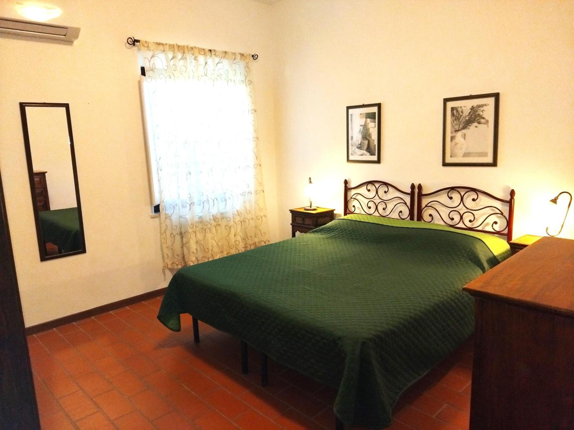 Agriturismo La Burraia Vicino A San Gimignano غامباسي تيرمي المظهر الخارجي الصورة